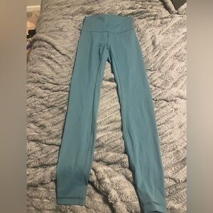 Lululemon Wunder Train High-Rise Tight 28" size 4